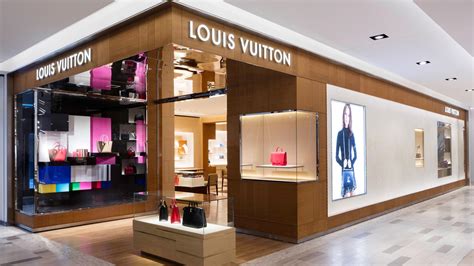 Louis Vuitton Houston Saks store, United States